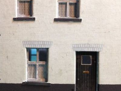 Whitesands Quay cottages door and window details.